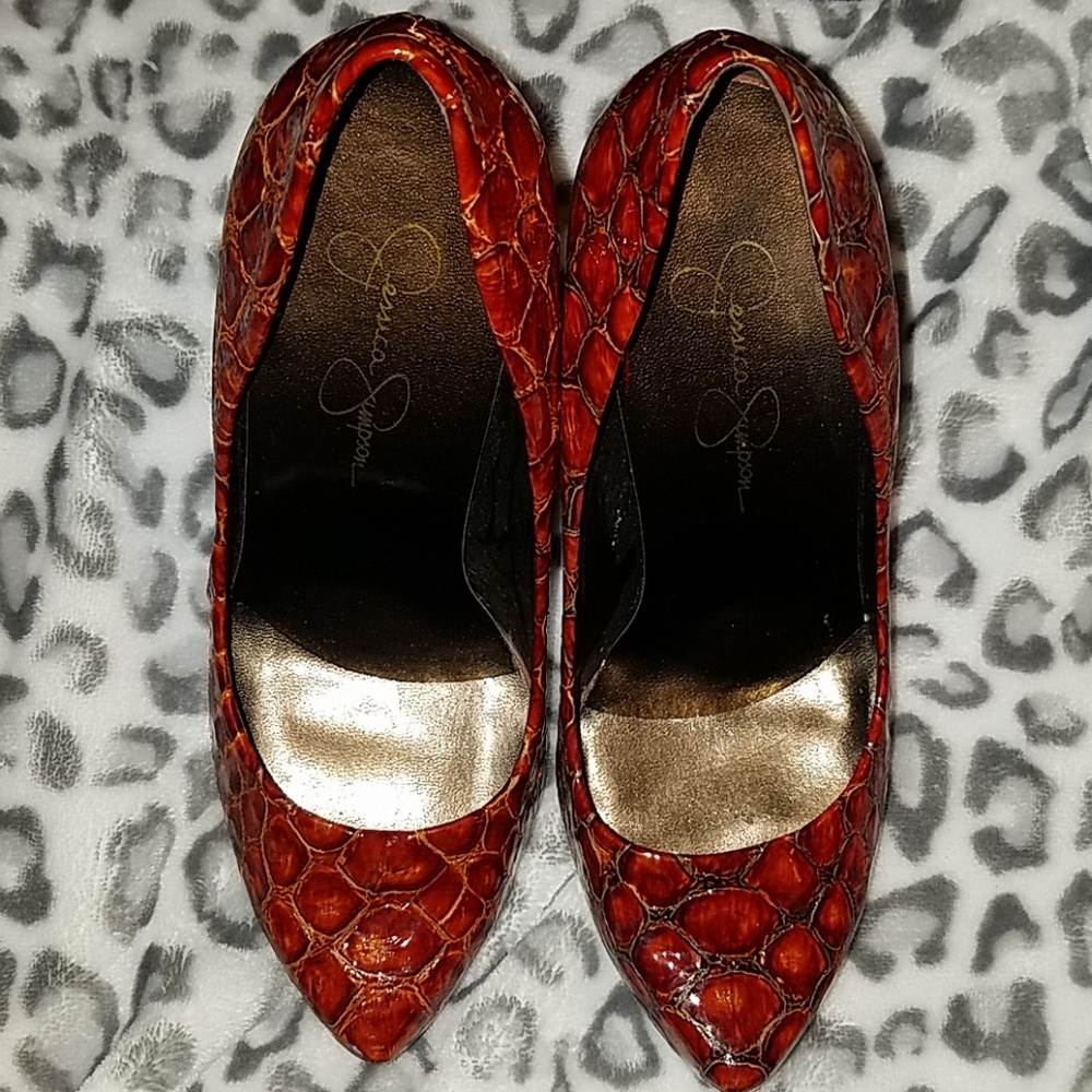 Shoes - Picture 2 of 3